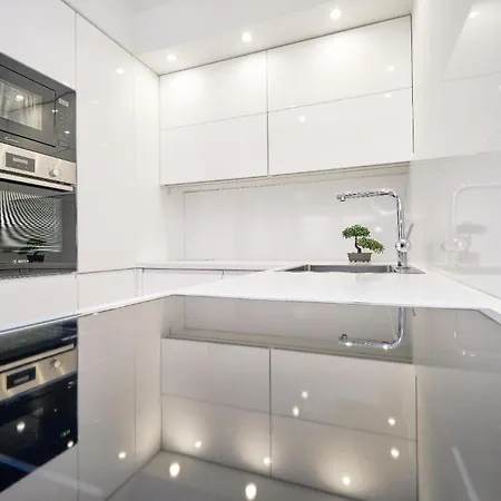アパート Ferienwohnung Fur 4 Personen Ca 65 Qm In Split, Dalmatien Mitteldalmatien